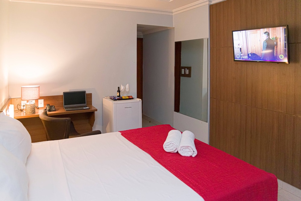Standard Twin Room - Photo 3