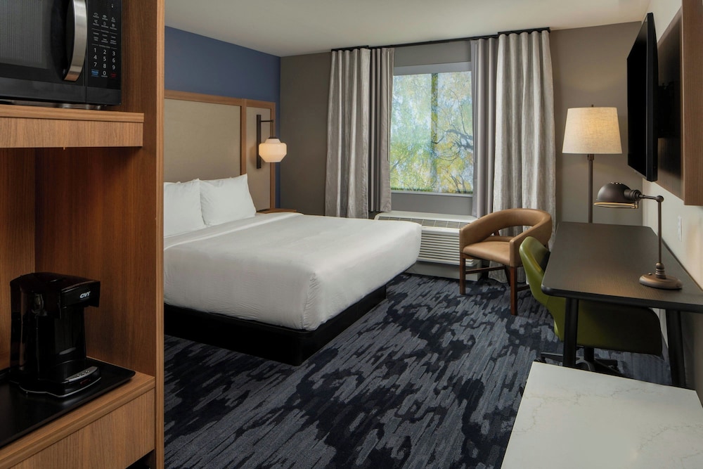 Room, 1 King Bed, City View