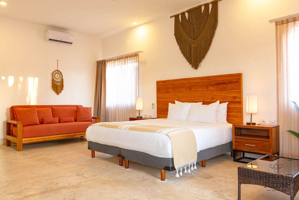 Premium Suite, 1 King bed with Sofa bed, Pool view photo 2
