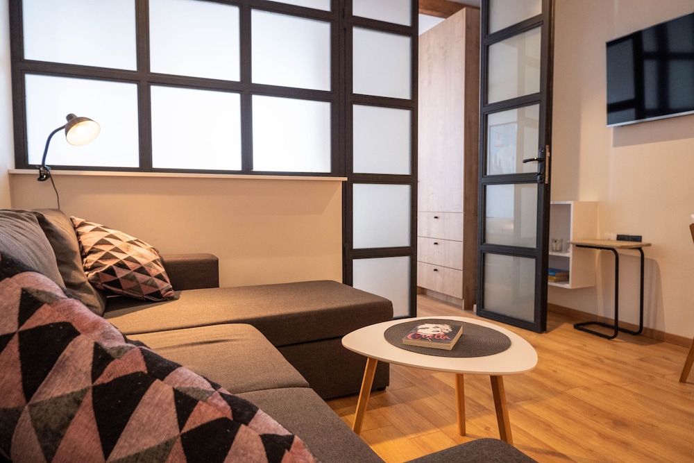 Family Apartment photo 2