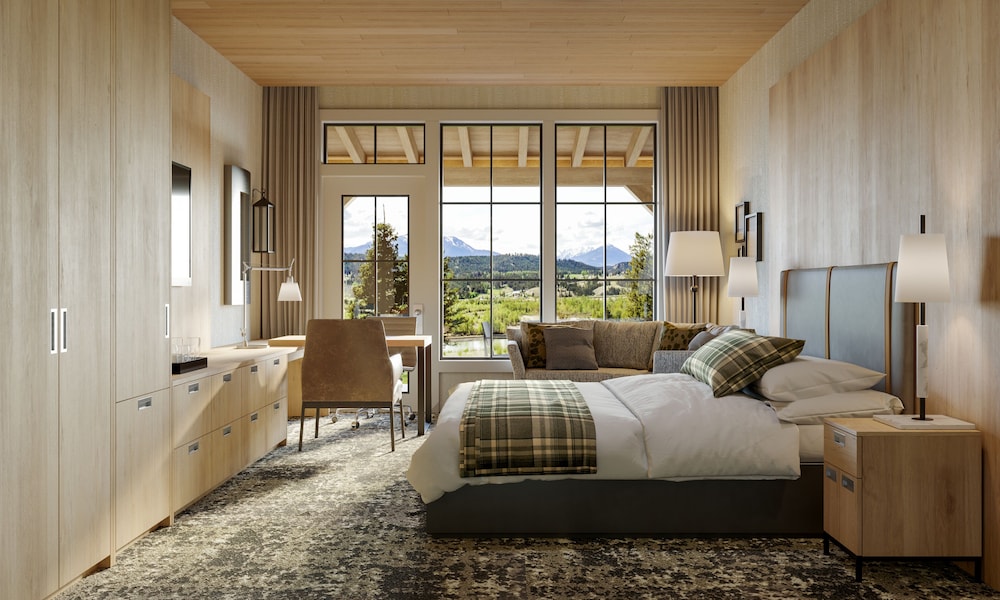 Forester Luxury King Suite