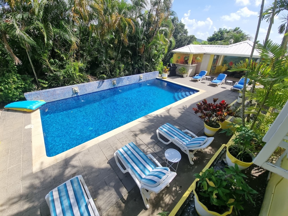 Villa photo 1