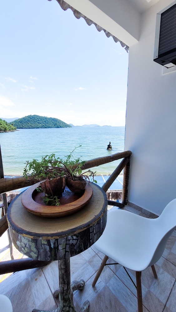 Deluxe Studio, 1 Bedroom, Air conditioning, Beach View photo 1