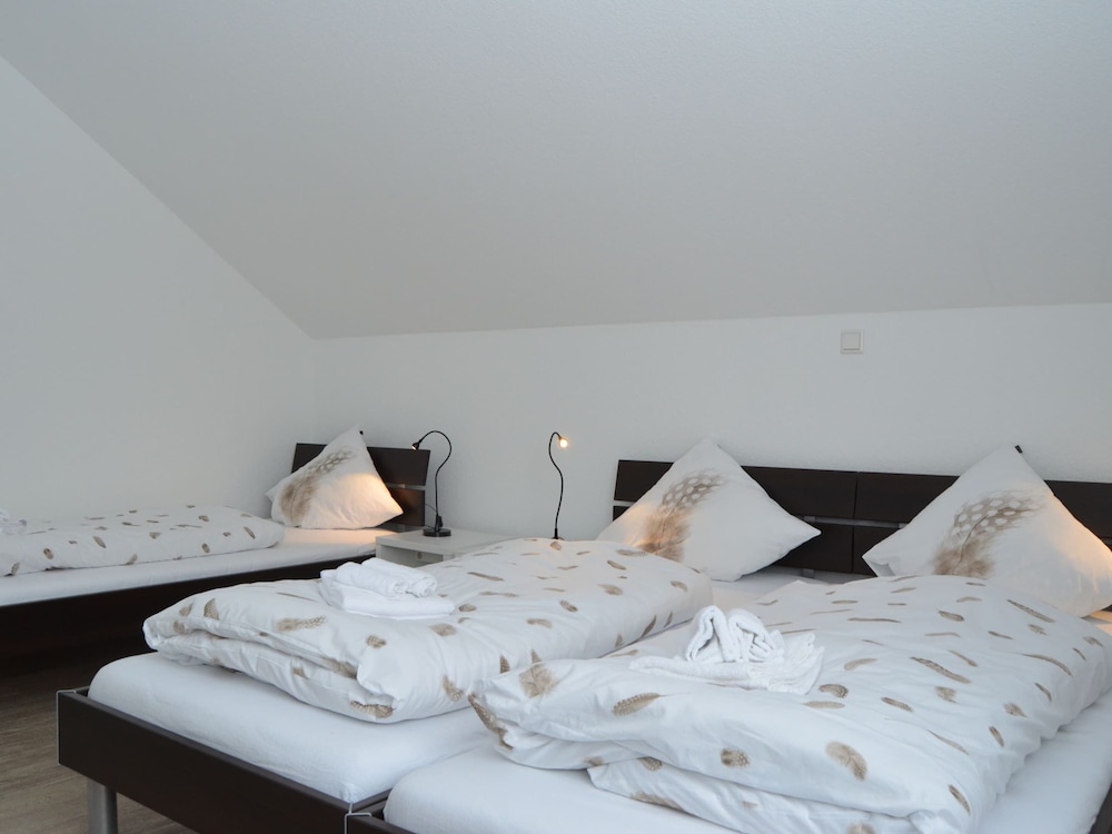 Villa photo 3