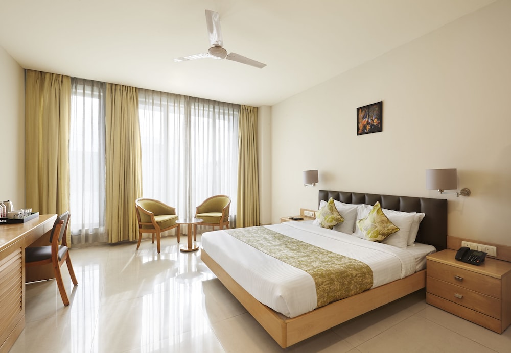 Mango Cozy Room