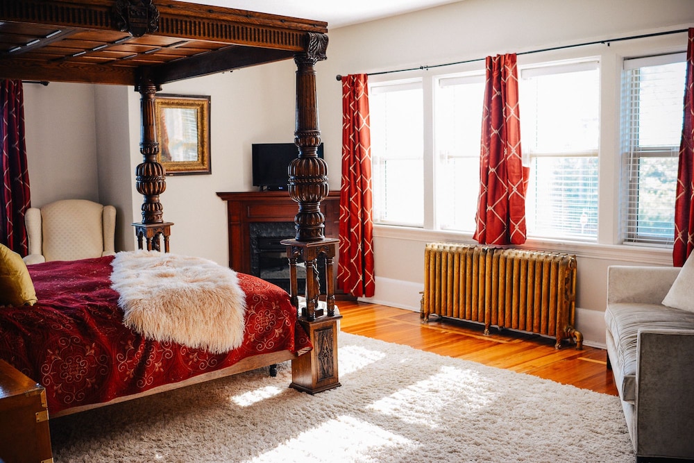 Chelsea - Superior Room, 1 King Bed photo 2