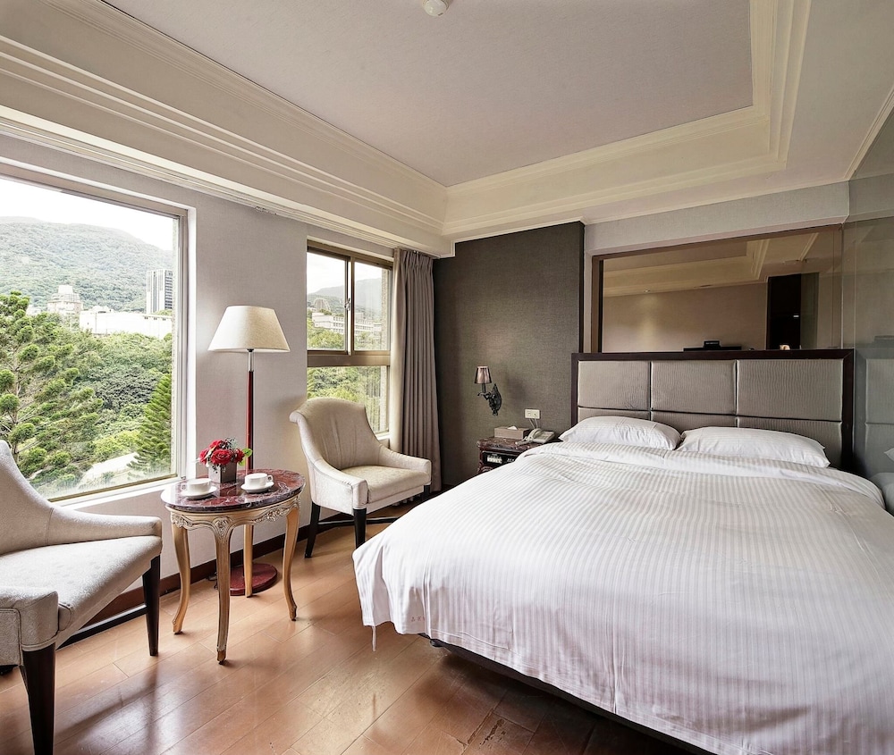 Happiness Double Room
