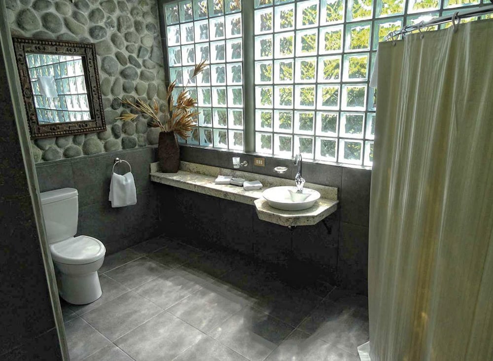 Standard Twin Room - Photo 5