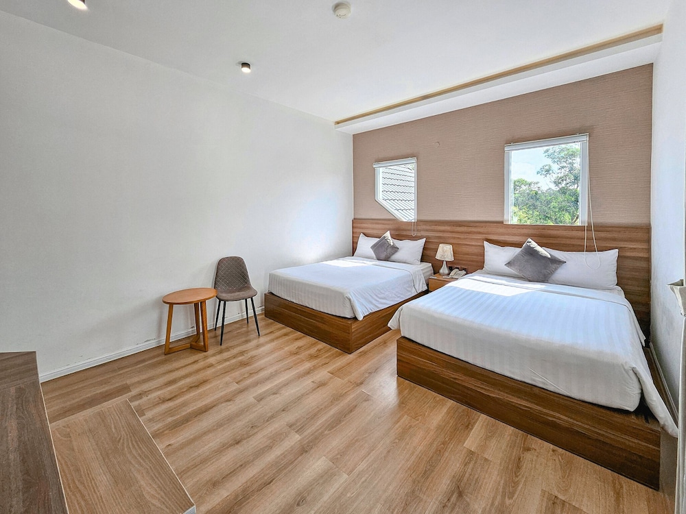 Superior Twin Room - Photo 1
