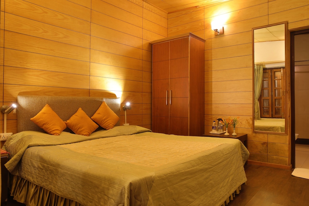 Deluxe Room (Forest Facing) - Photo 1
