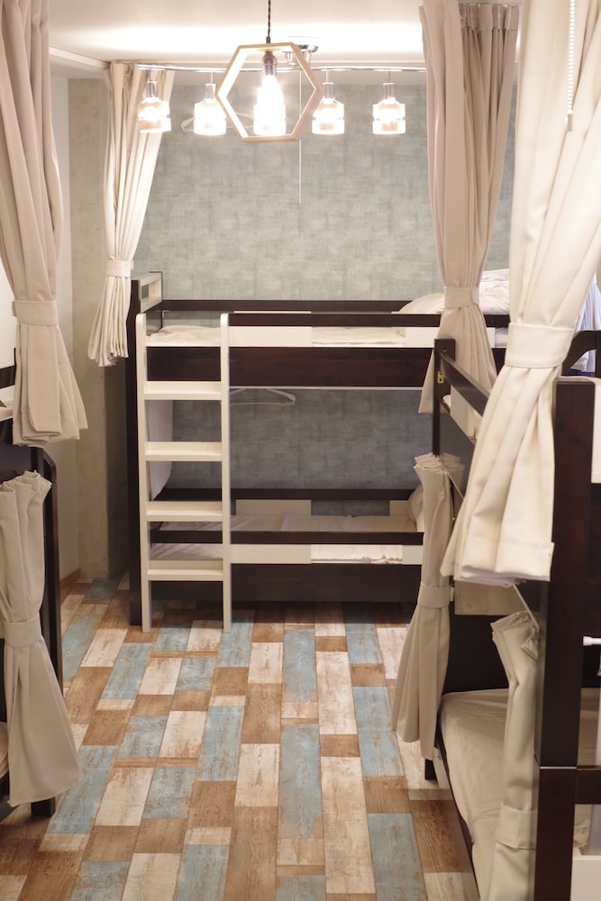 Economy Shared Dormitory, Men only photo 2