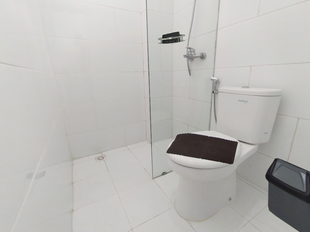 Deluxe Twin Room, 2 Bedrooms, Non Smoking, Garden View photo 3