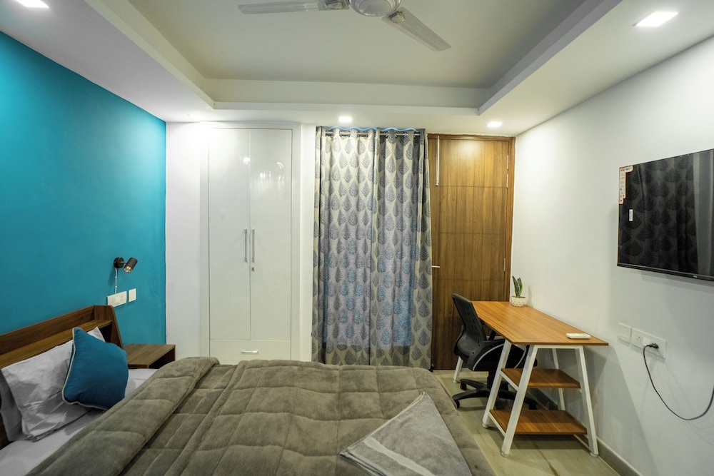 Economy Room, Balcony photo 3