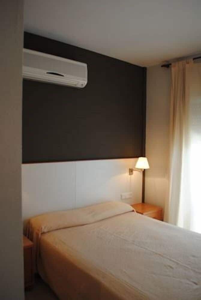 Double Room - Photo 13