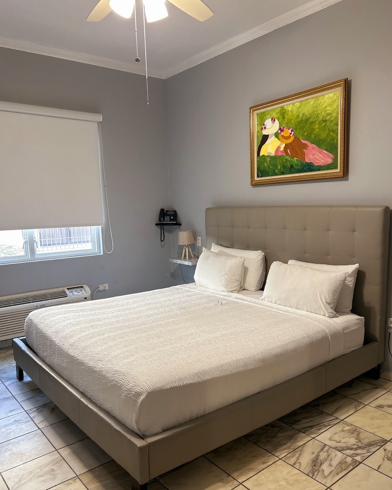 Superior Room, 1 King Bed