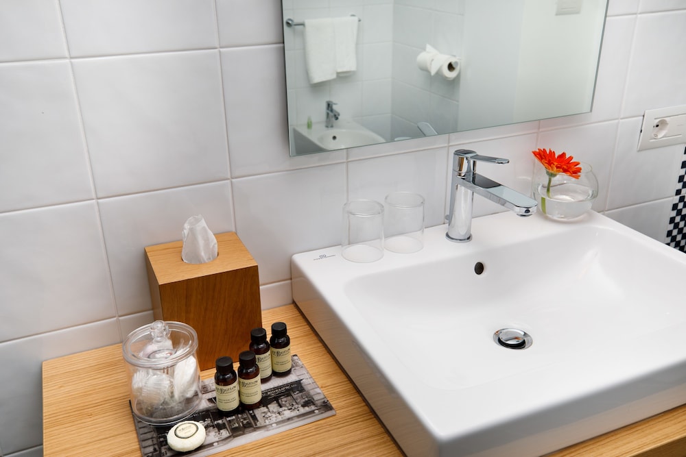 Junior Suite (Jacuzzi) photo 3