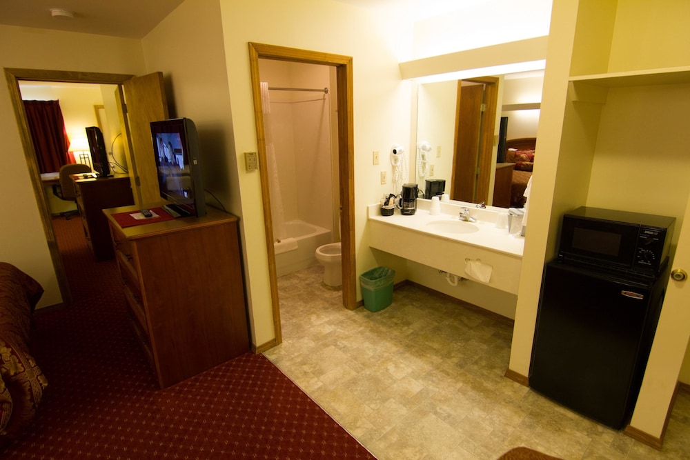 Signature Double Room, 2 Queen Beds, Kitchenette photo 1