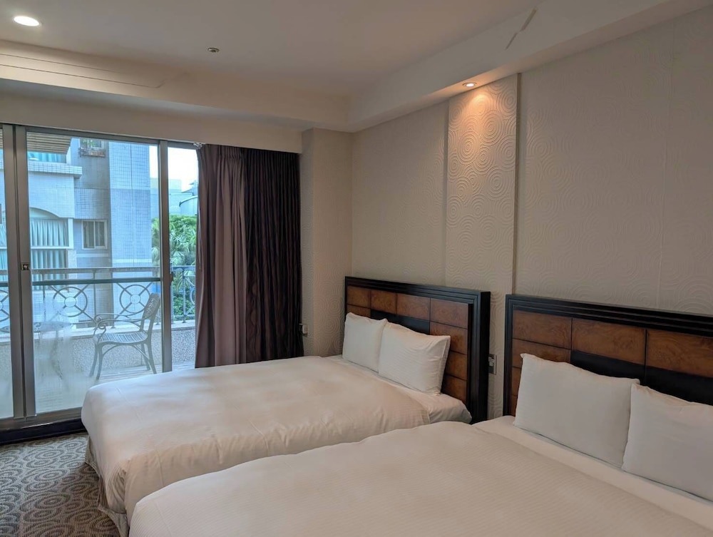 Deluxe Quadruple Room photo 3