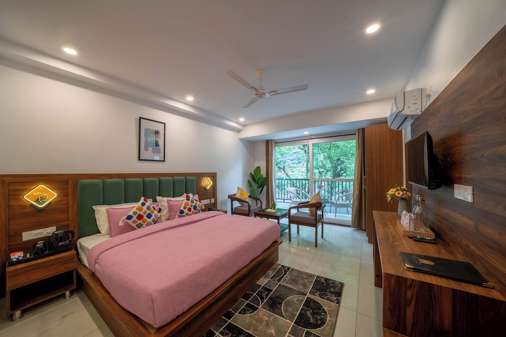 Executive Double Room, Balcony, Mountain View