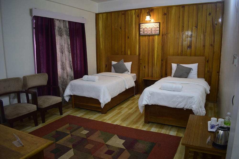 Classic Double Room