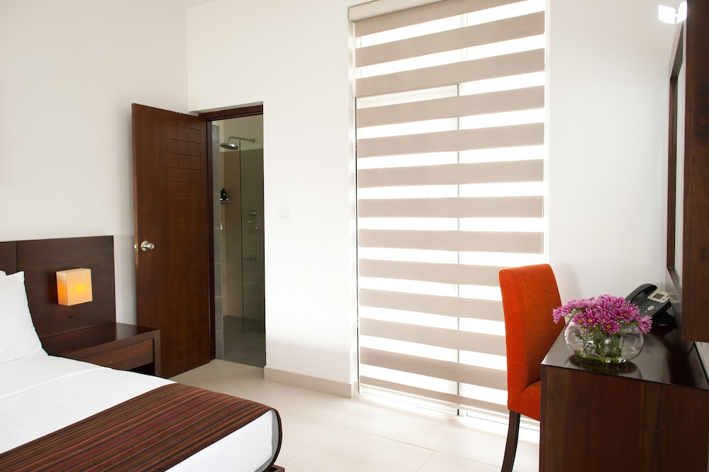 Luxury Apartment, 1 Bedroom, Sea View, Beachfront photo 2