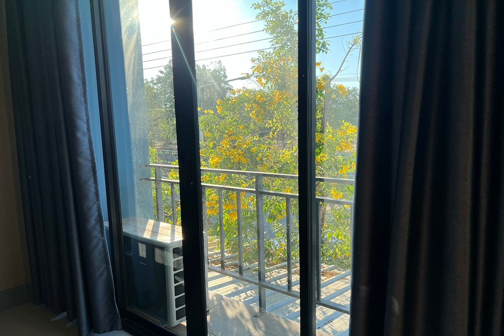 Deluxe Twin Room - Photo 9