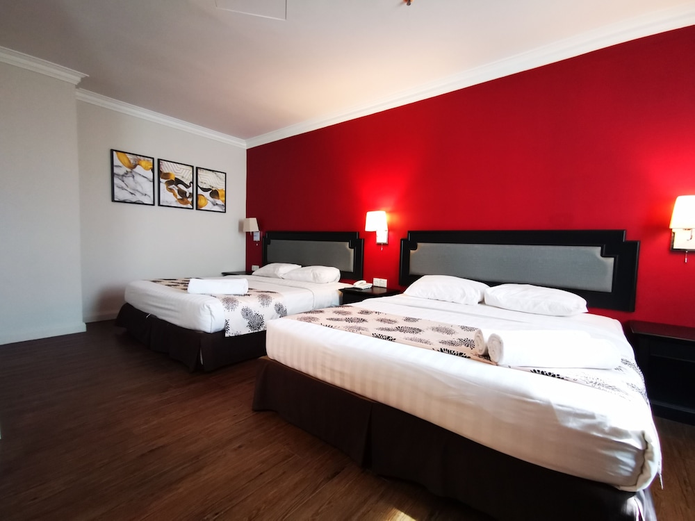 Regalodge Family Suite photo 1