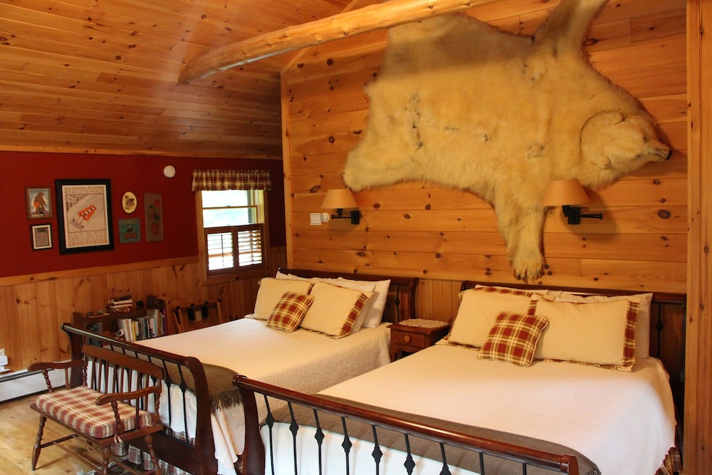 Deluxe Single Room, Fireplace (Bear Room) photo 2