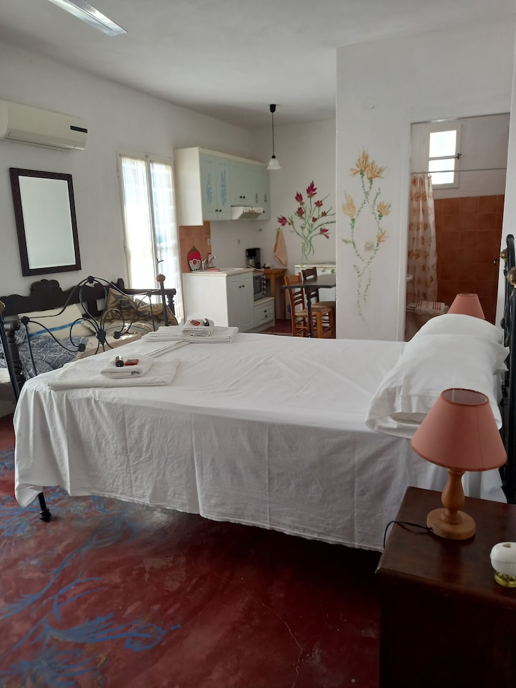 Studio photo 1