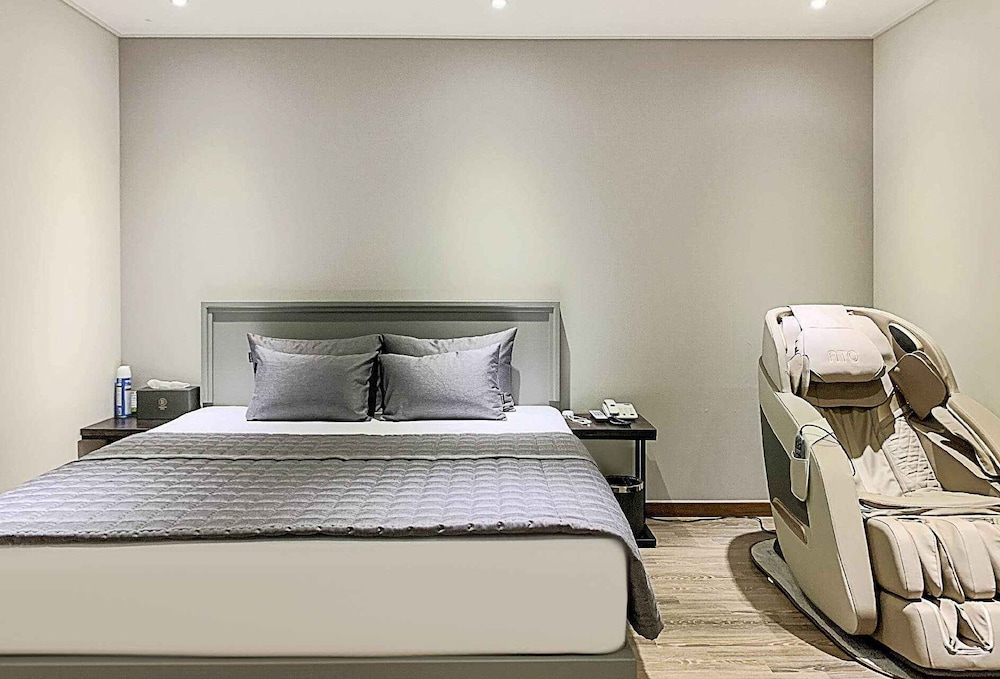 Premium Double Room