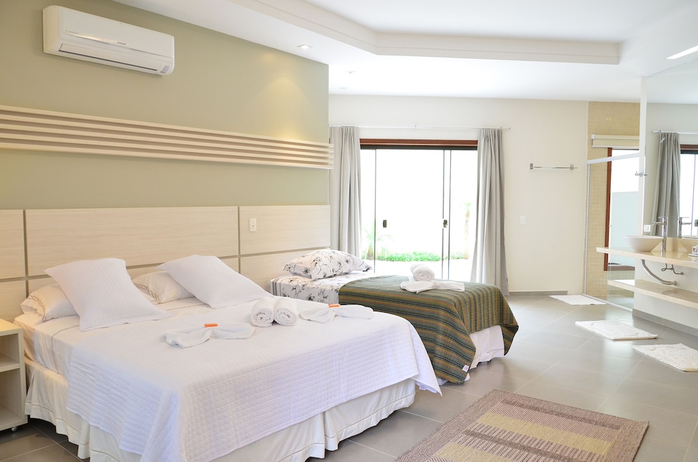 Luxury Triple Room, Jetted Tub, Ground Floor photo 1