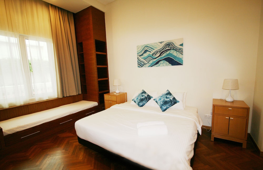 Exclusive Condo, 1 Bedroom, Kitchenette