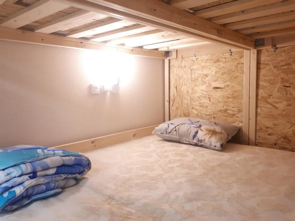 Shared Dormitory, 1 Double Bed (10 guests) photo 2
