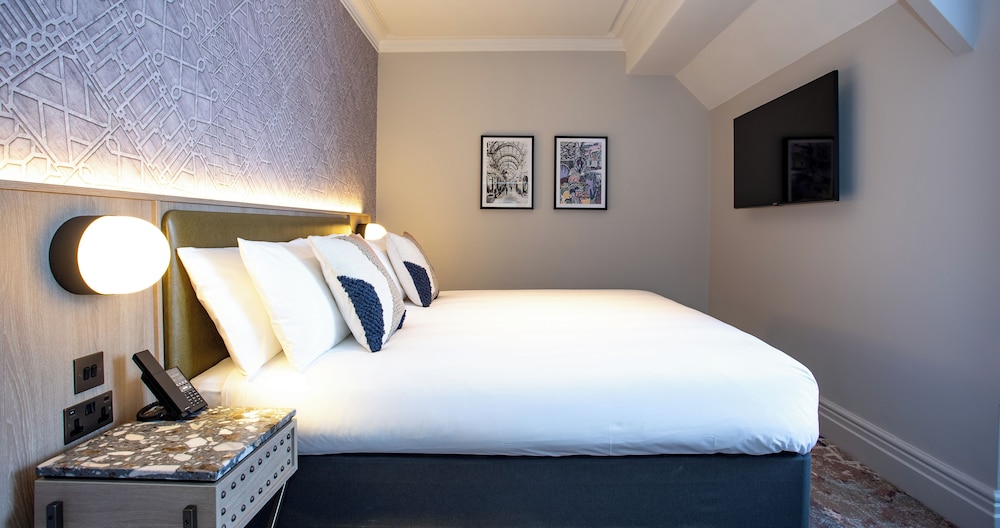 Family Double Room - Photo 2