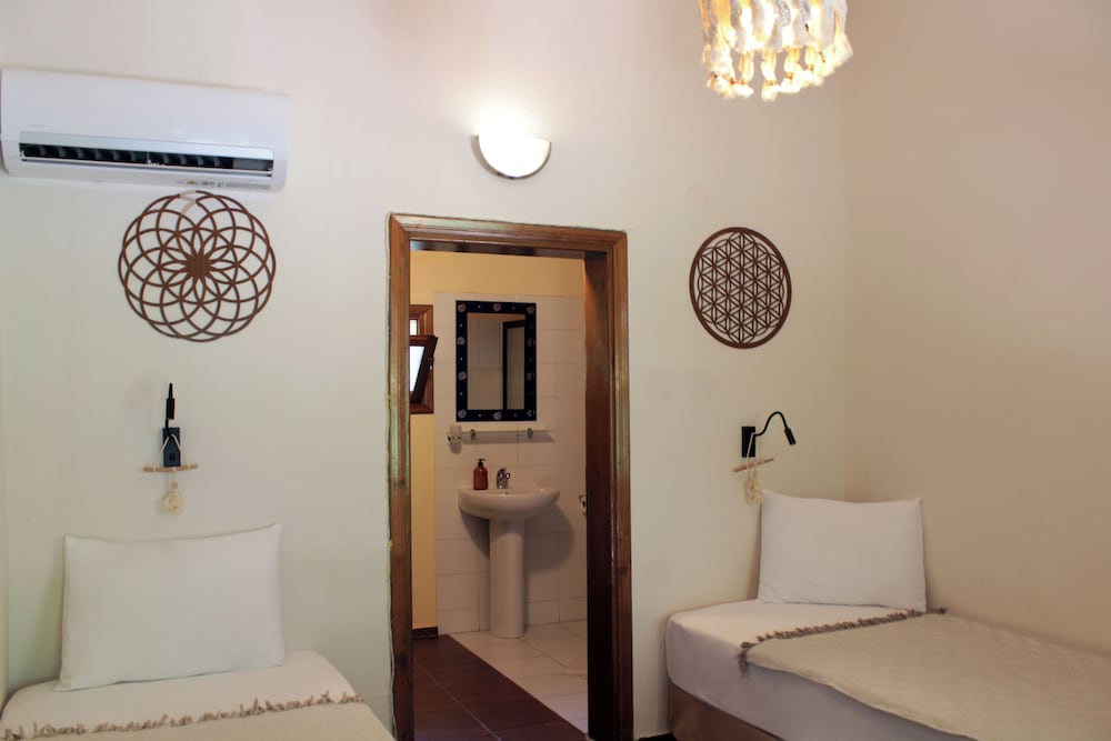 SPIRAL ROOM
