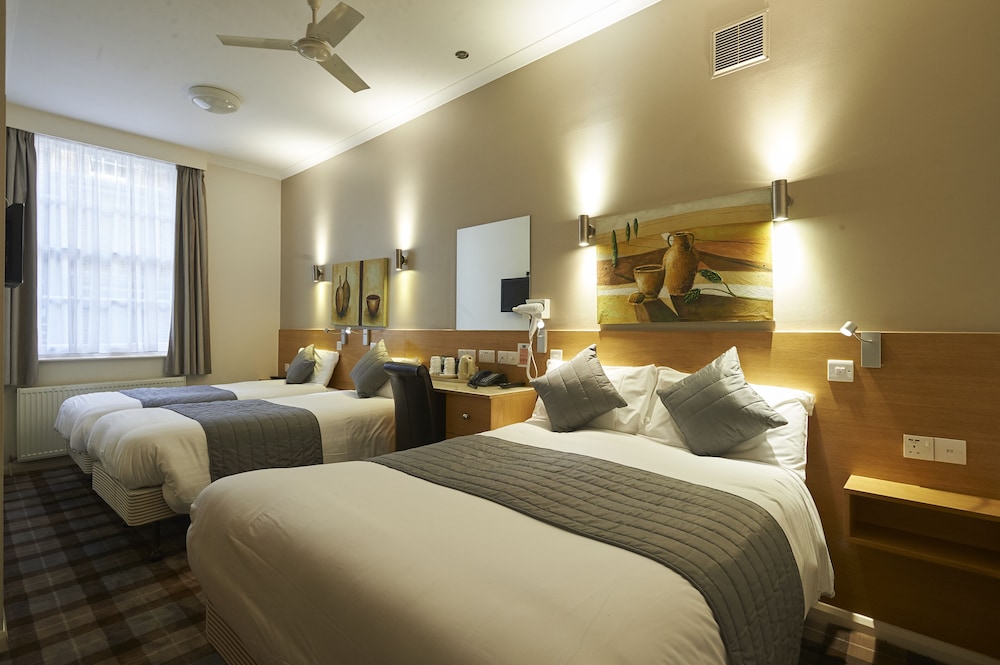 Quadruple Room photo 1