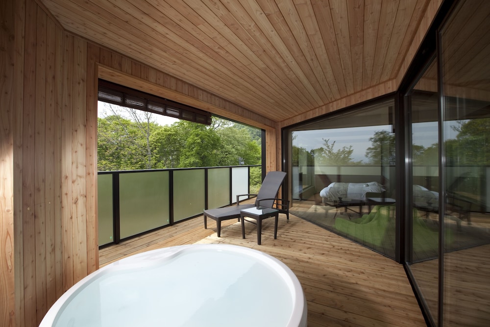 Junior suite with private open-air bath (NOT ONSEN) - Photo 1