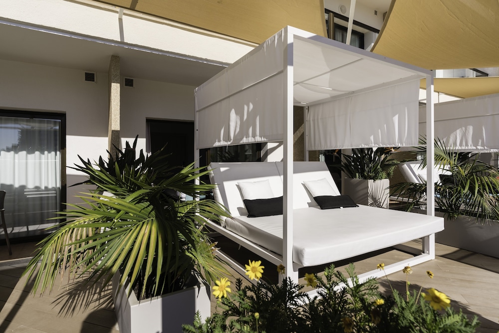 Premium Double Room, Terrace (Bali Bed, My Favorite Club) photo 3