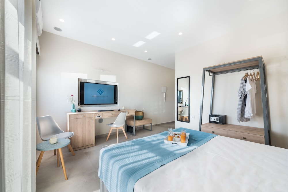 Superior Room, Balcony, City View