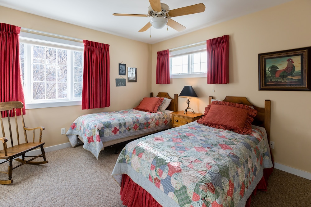 Standard Room (Resort Home 710B) photo 2