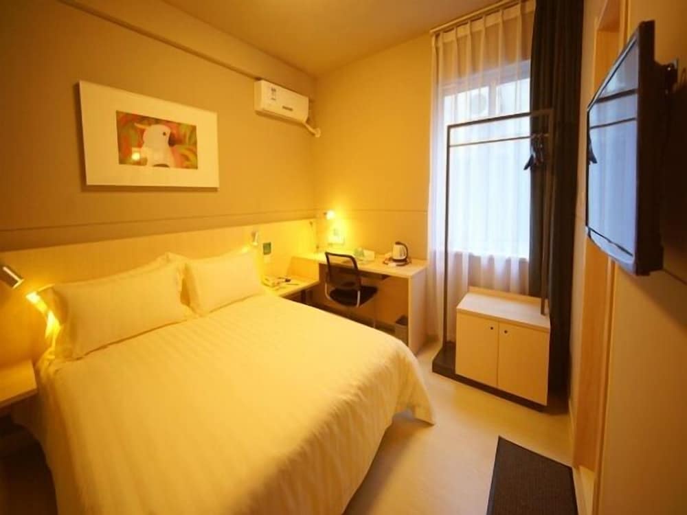 Business Twin Room (B) photo 2
