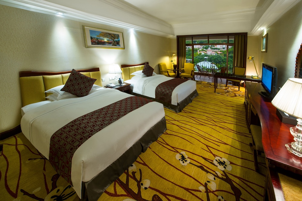 Executive Room - Photo 1