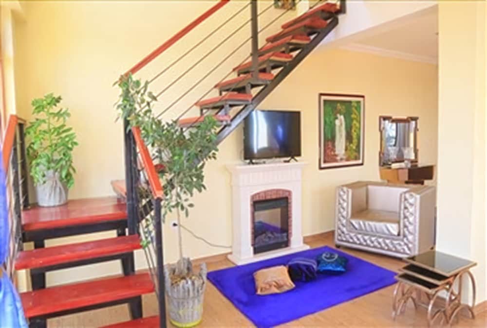 Penthouse, 2 Double Beds photo 2