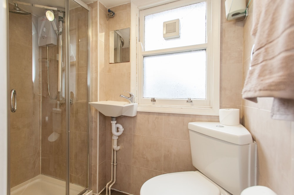 Double Room, Shared Bathroom photo 3
