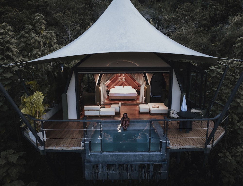 Presidential Tent photo 3