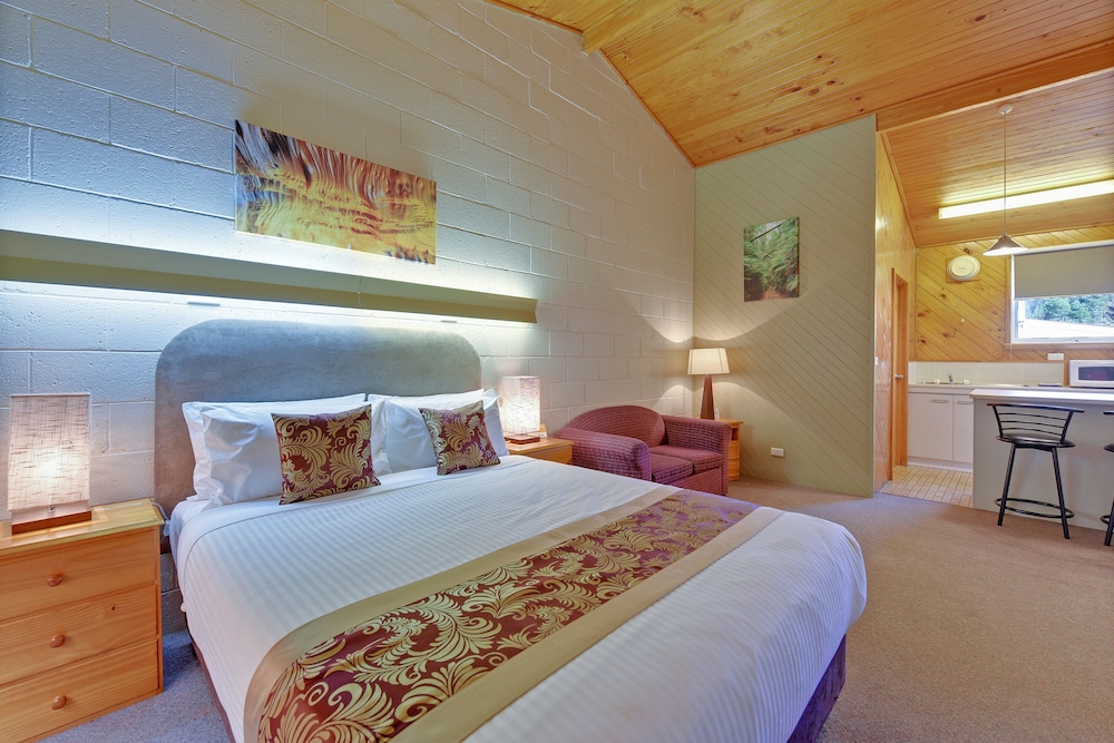 Superior Double Room, Non Smoking, Mountain View photo 2