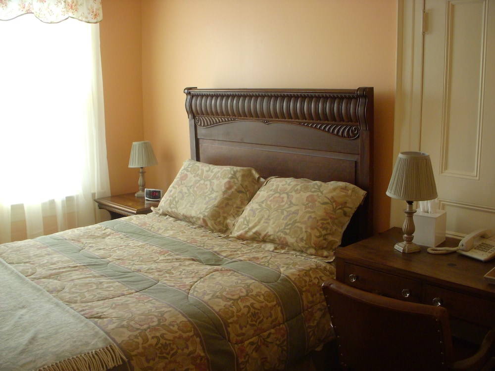 Standard Room, Multiple Beds, Non Smoking (2) photo 1
