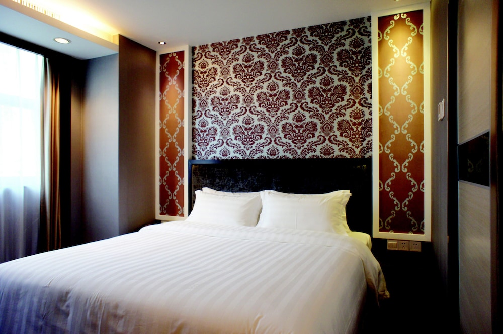Luxury Suite photo 1