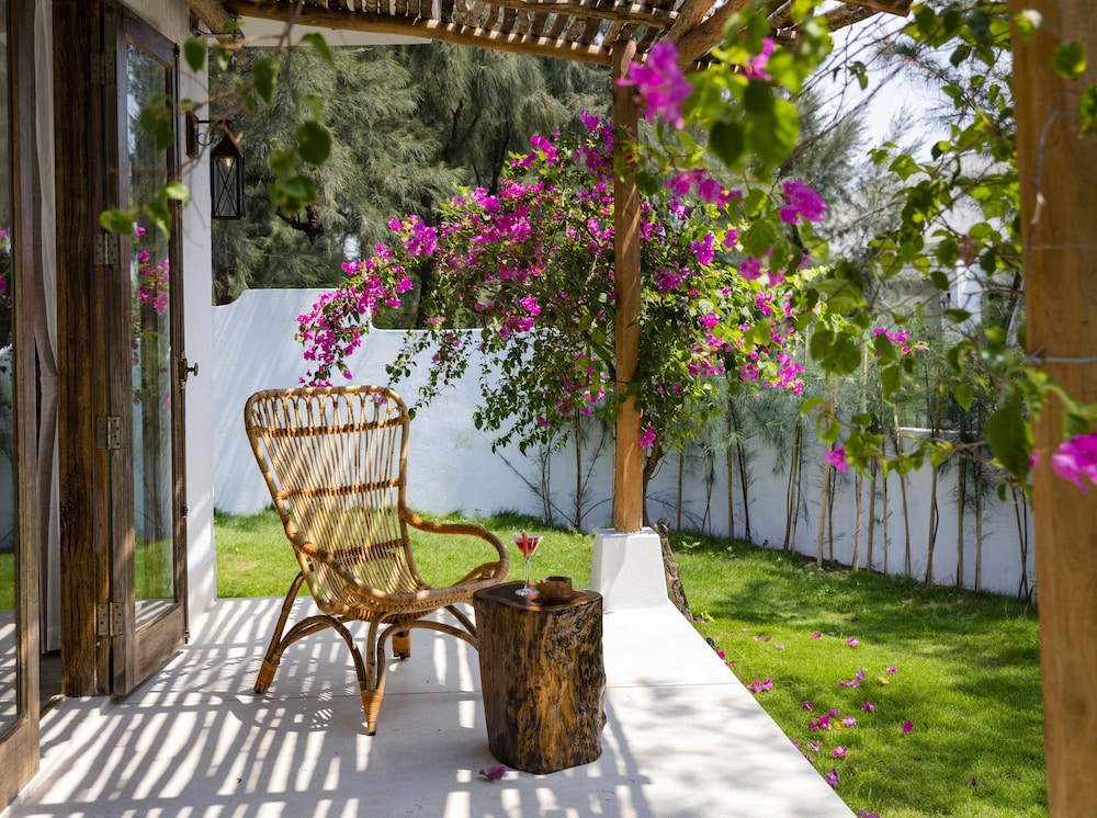 Premium Twin Garden View - Photo 6