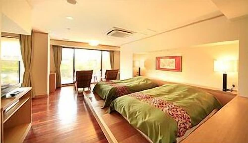 Special Japanese Western Style Room with Open Air Bath (Check in until 18:00) - Photo 1